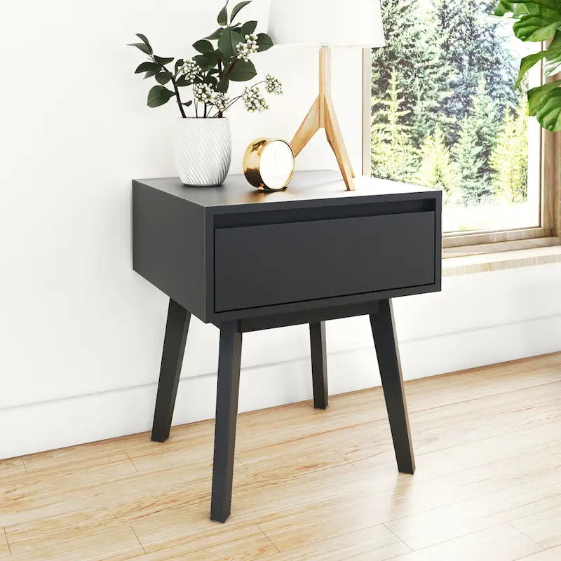 Max and Lily Scandinavian Nightstand with Drawer